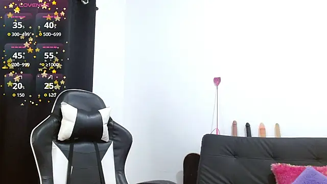 Kiara-Rider online show from 02-15-26, 02:14