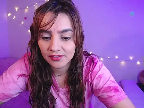 Snapshot of Lu_perez chatting on 11-04-25, 08:41 Lu perez online show from 11-04-25, 08:41