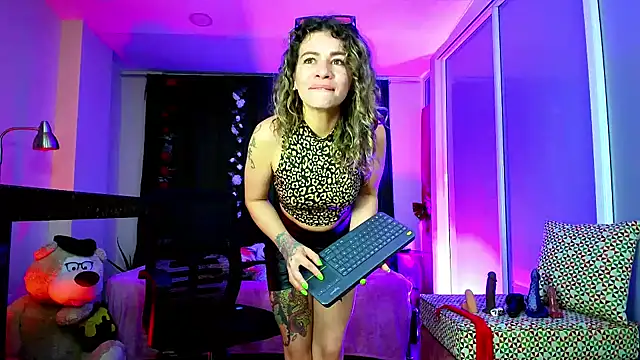 oriana thomson2 online show from 02-10-25, 08:42