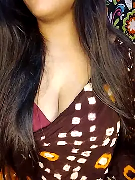 Sreya213 online show from 04-25-26, 06:16