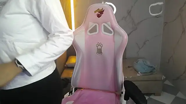 Violeth b online show from 01-13-26, 12:54