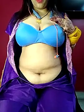 Snapshot of payal9038 chatting on 10-29-25, 11:34 payal9038 online show from 10-29-25, 11:34