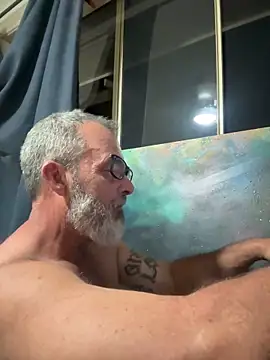 Snapshot of ausbod chatting on 12-21-24, 11:22 ausbod online show from 12-21-24, 11:22