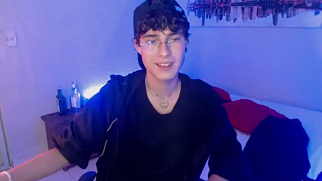 Jeam hot online show from 01-04-25, 01:10