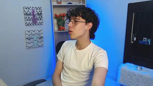 Jeam hot online show from 01-19-25, 08:51