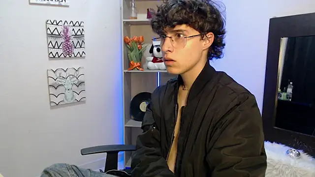 Jeam hot online show from 01-26-25, 08:56