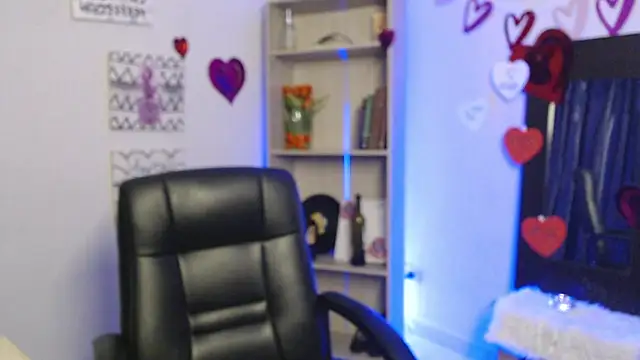 Jeam hot online show from 02-18-25, 12:59