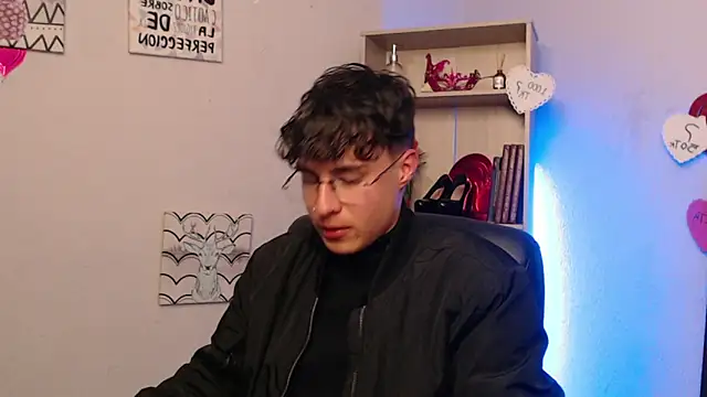 Jeam hot online show from 03-21-25, 12:29