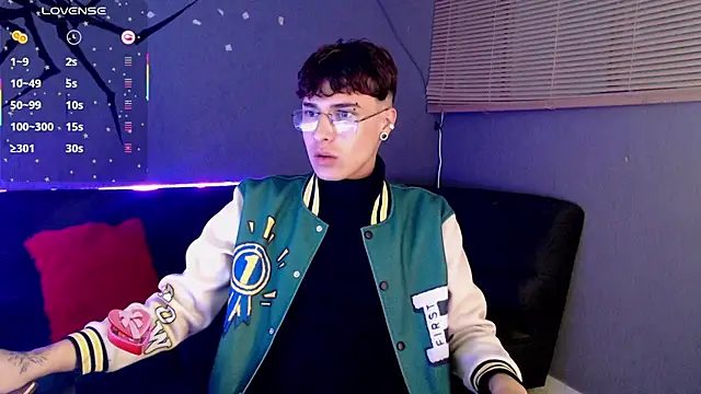 Jeam hot online show from 09-23-25, 09:29