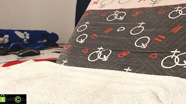 Snapshot of mikellwilliams10 chatting on 09-24-25, 11:19 mikellwilliams10 online show from 09-24-25, 11:19