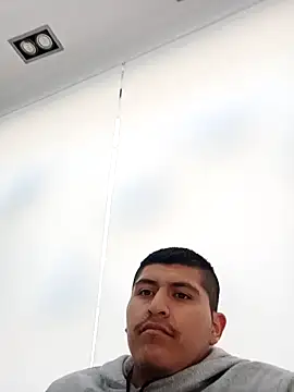 Snapshot of El_baby12 chatting on 02-19-26, 10:11 El baby12 online show from 02-19-26, 10:11