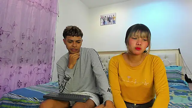 Snapshot of dafnezahiraa_ chatting on 03-11-25, 04:54 dafnezahiraa online show from 03-11-25, 04:54