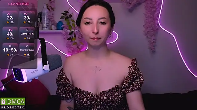 Snapshot of wow_susan chatting on 06-08-26, 01:28 wow susan online show from 06-08-26, 01:28