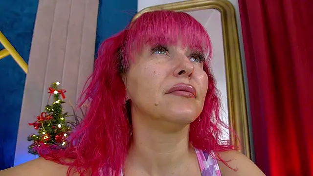 Foxxxy MILF online show from 12-17-25, 04:51