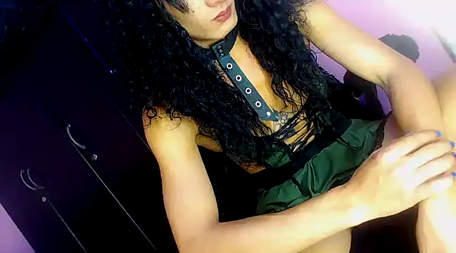 Snapshot of franchescasecrett chatting on 01-05-25, 11:12 franchescasecrett online show from 01-05-25, 11:12