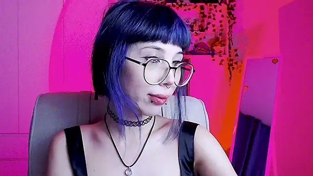 Snapshot of MoriHorri chatting on 12-05-24, 02:09 MoriHorri online show from 12-05-24, 02:09