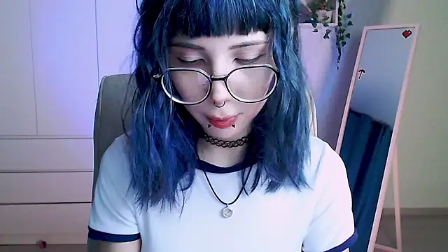 Snapshot of MoriHorri chatting on 12-06-24, 02:57 MoriHorri online show from 12-06-24, 02:57