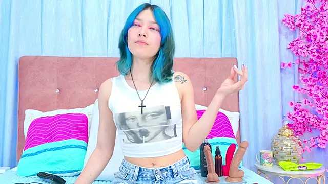 AlliciaKim online show from 11-06-25, 07:15