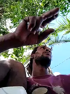 Snapshot of gwadaa9 chatting on 12-12-24, 03:48 gwadaa9 online show from 12-12-24, 03:48