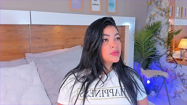 EmaBakker online show from 11-20-25, 12:27