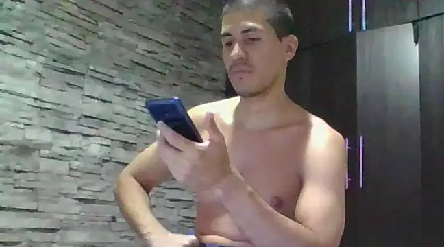 Snapshot of Sexylatin64 chatting on 03-16-25, 02:21 Sexylatin64 online show from 03-16-25, 02:21