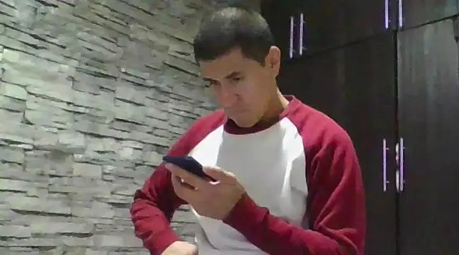 Snapshot of Sexylatin64 chatting on 03-18-25, 03:20 Sexylatin64 online show from 03-18-25, 03:20