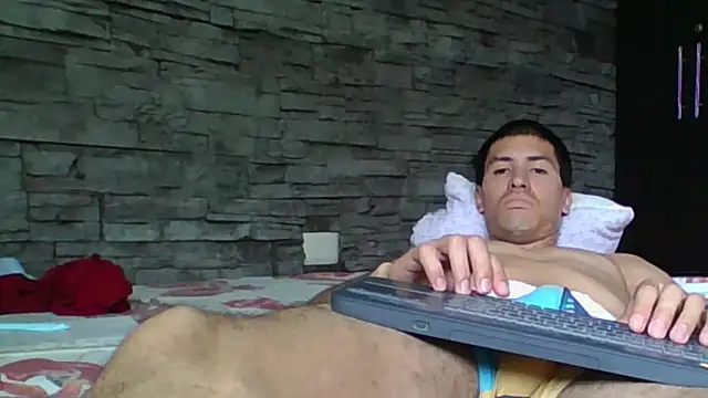 Snapshot of Sexylatin64 chatting on 05-23-26, 04:00 Sexylatin64 online show from 05-23-26, 04:00