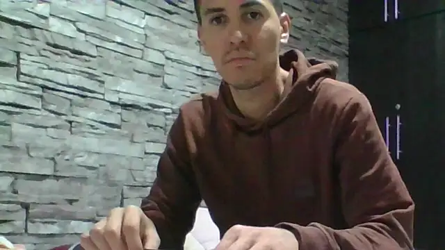 Snapshot of Sexylatin64 chatting on 06-08-26, 12:58 Sexylatin64 online show from 06-08-26, 12:58