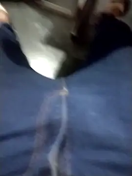 Snapshot of lm279 chatting on 01-17-25, 02:39 lm279 online show from 01-17-25, 02:39