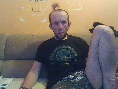 Snapshot of Translover66789 chatting on 05-06-26, 05:07 Translover66789 online show from 05-06-26, 05:07