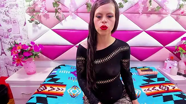 Mariana Benett online show from 04-28-26, 09:09