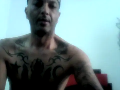 Snapshot of Daretodeviate chatting on 03-04-26, 06:30 Daretodeviate online show from 03-04-26, 06:30