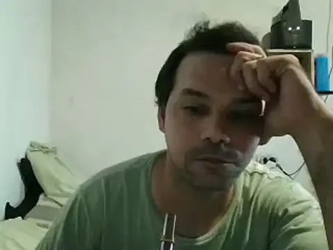 Snapshot of Lolosalvage83 chatting on 01-01-25, 01:59 Lolosalvage83 online show from 01-01-25, 01:59