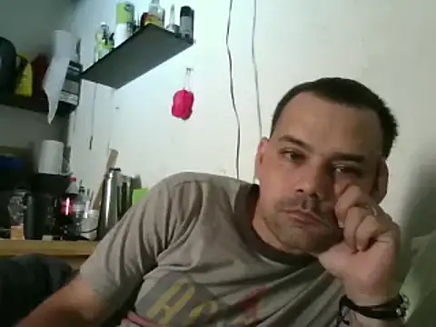 Snapshot of Lolosalvage83 chatting on 01-26-25, 02:52 Lolosalvage83 online show from 01-26-25, 02:52