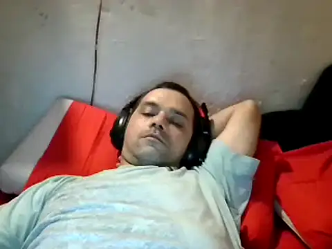 Snapshot of Lolosalvage83 chatting on 03-04-25, 06:50 Lolosalvage83 online show from 03-04-25, 06:50