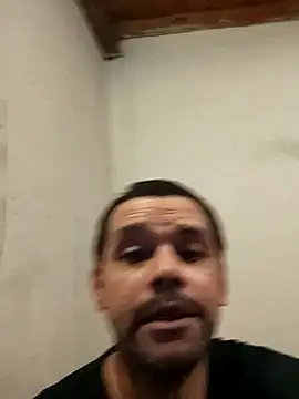 Snapshot of Lolosalvage83 chatting on 03-08-25, 03:45 Lolosalvage83 online show from 03-08-25, 03:45