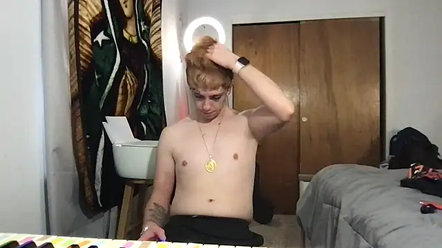 Snapshot of twentywithafelonyy chatting on 12-12-24, 09:37 twentywithafelonyy online show from 12-12-24, 09:37