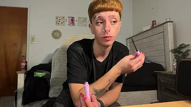 twentywithafelonyy online show from 11-15-25, 06:15