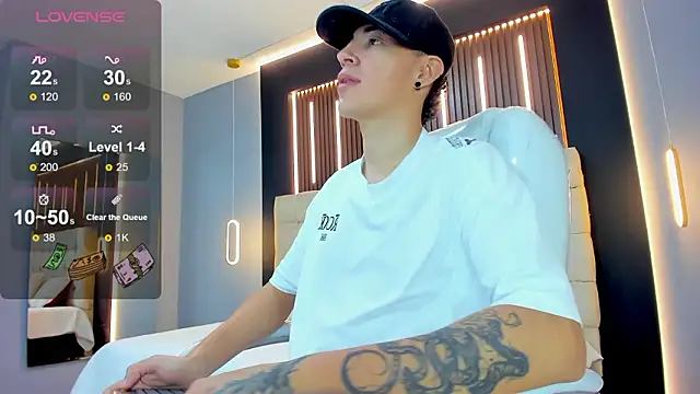 Lobo 17  online show from 02-10-26, 03:43