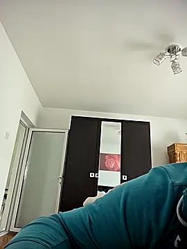 KarlosCarutox online show from 09-27-25, 08:52