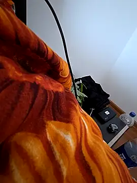 KarlosCarutox online show from 10-05-25, 09:07