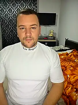 KarlosCarutox online show from 10-18-25, 05:25