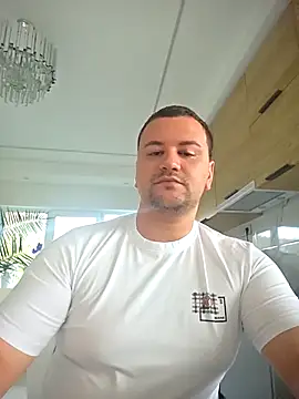 KarlosCarutox online show from 10-26-25, 02:56