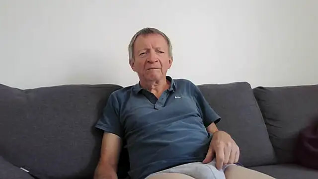 naturiste974 online show from 04-22-26, 03:24