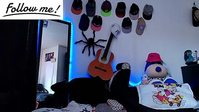 twink sebas  online show from 12-02-24, 05:48