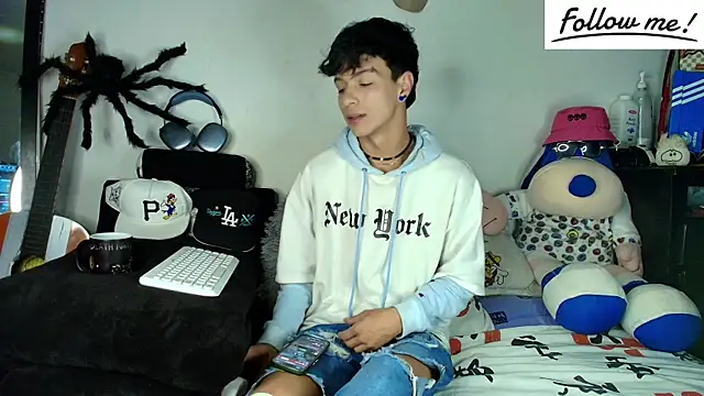 twink sebas  online show from 12-12-24, 05:10