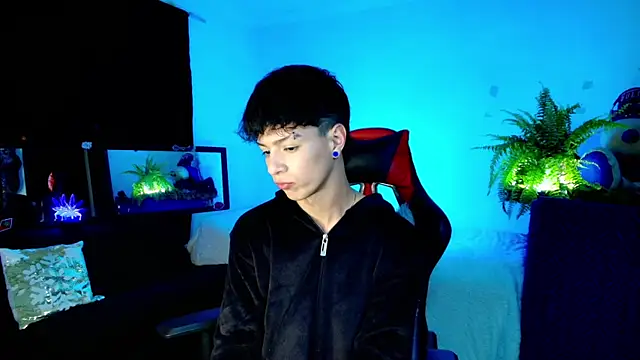 twink sebas  online show from 10-07-25, 05:04