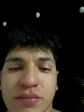 Snapshot of Danielbluestar chatting on 09-17-25, 05:42 Danielbluestar online show from 09-17-25, 05:42