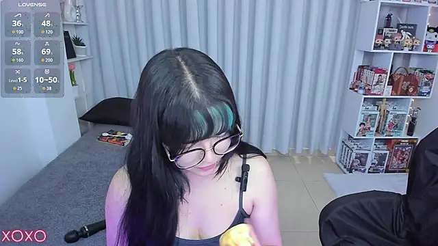 misshoneyxxx online show from 05-25-26, 02:34