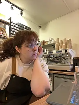 cinnabon  online show from 11-02-25, 08:39